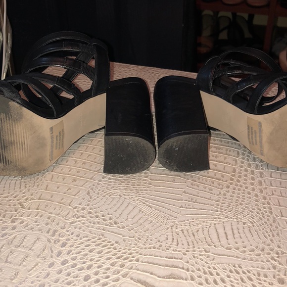 Steve Madden Black heels - Picture 3 of 4